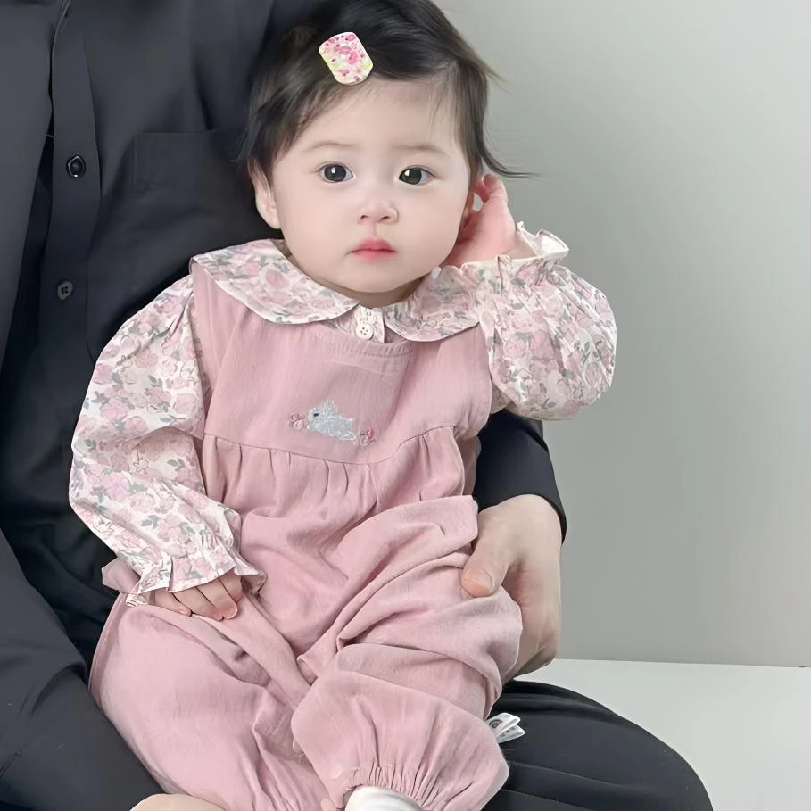 2025新款春秋碎花娃娃领宝宝套装甜美婴儿韩版春秋季单层套装哈衣