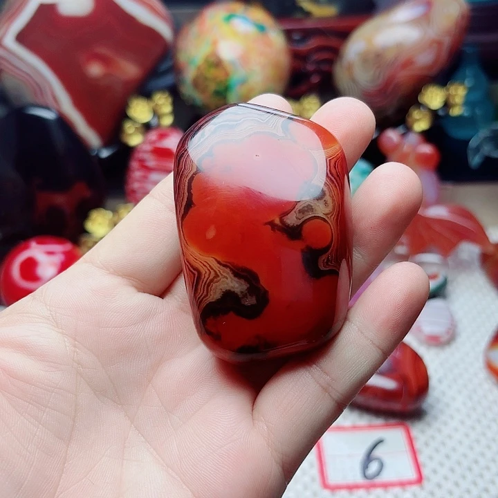 用***5玛瑙/玉髓未镶嵌珠宝半成品