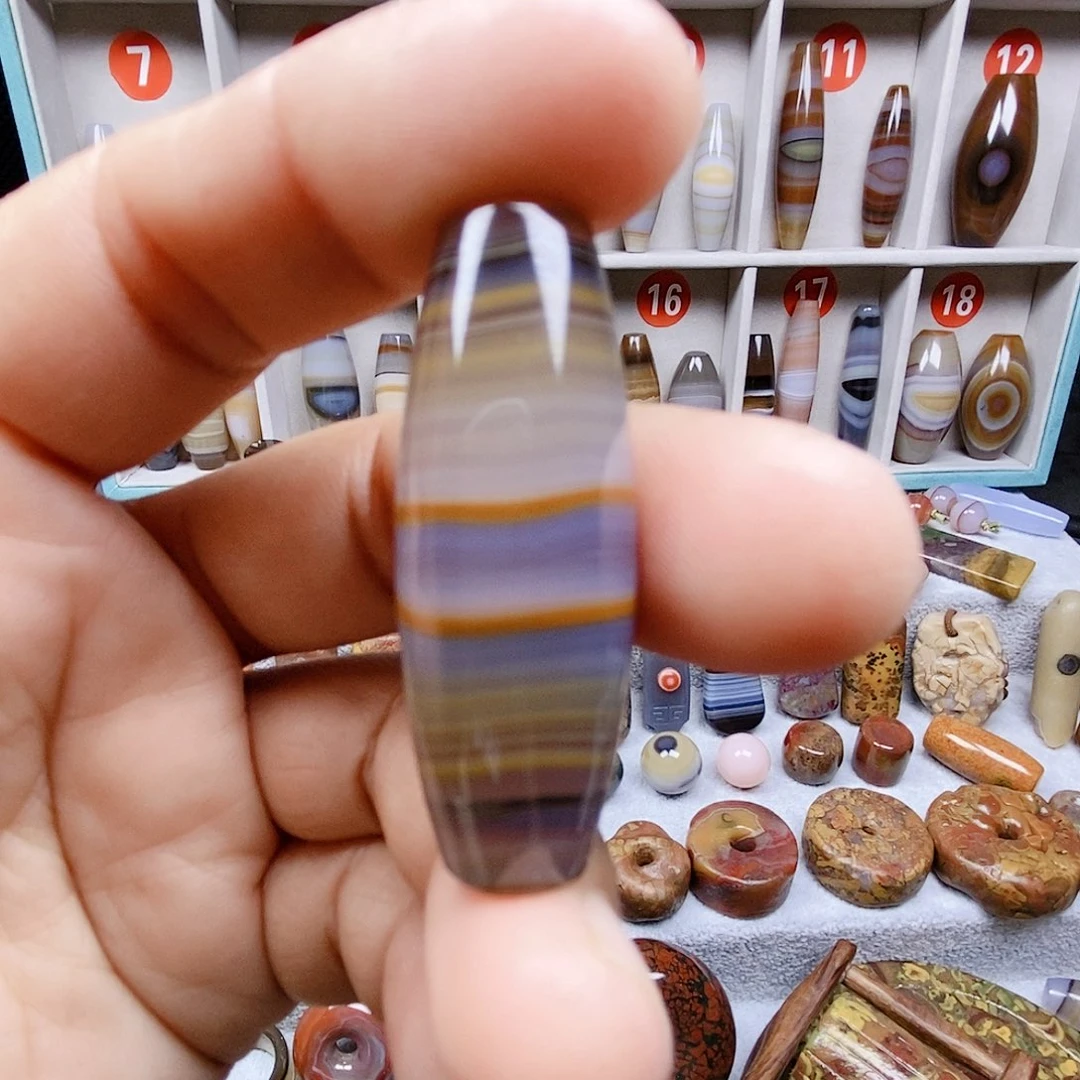 未镶嵌玛瑙/玉髓珠宝奇石