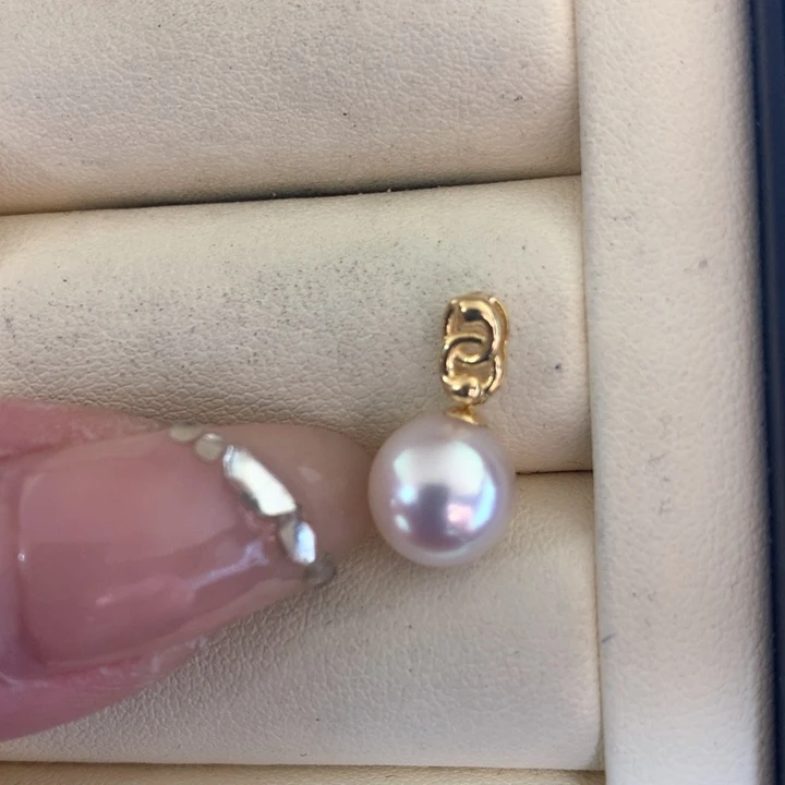 颈饰18K金镶嵌海水珍珠