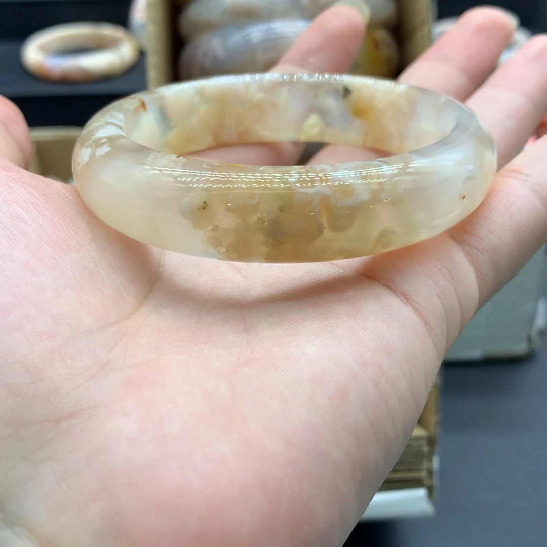 【闪购商品】玛瑙/玉髓手镯未镶嵌@****蓓