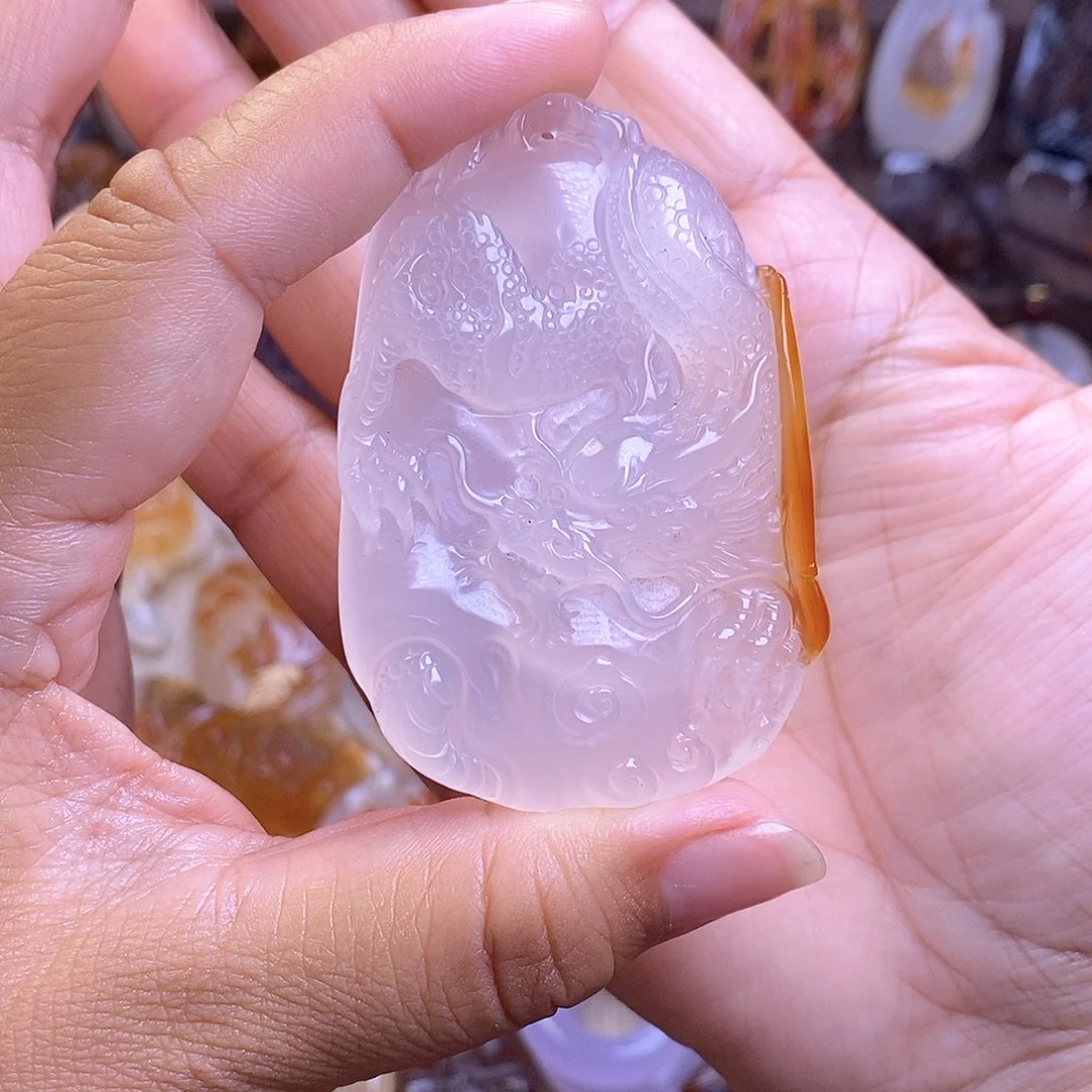 未镶嵌颈饰玛瑙/玉髓
