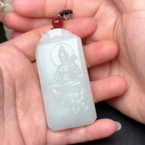 和田玉挂件未镶嵌顺***！