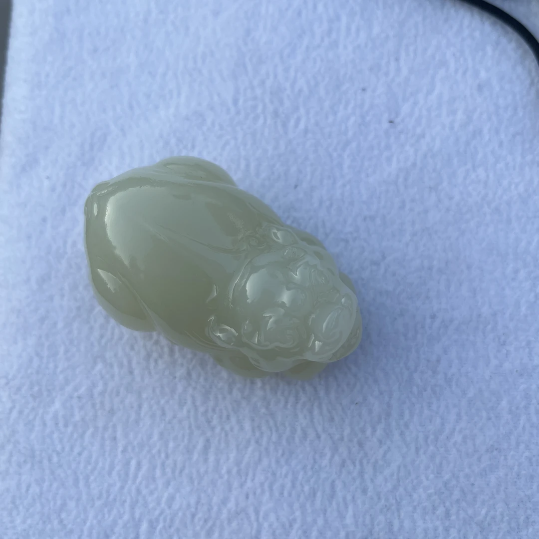 高青白大貔貅手把件多样性发一