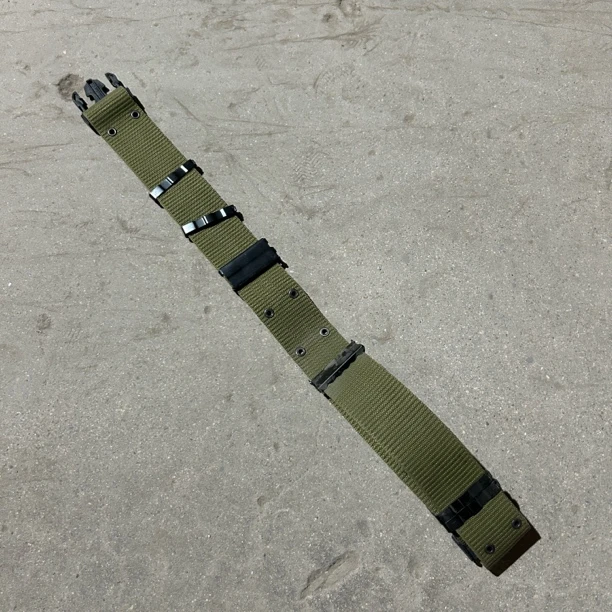 直播间外腰带 颜色随机发 有瑕疵不影响使用