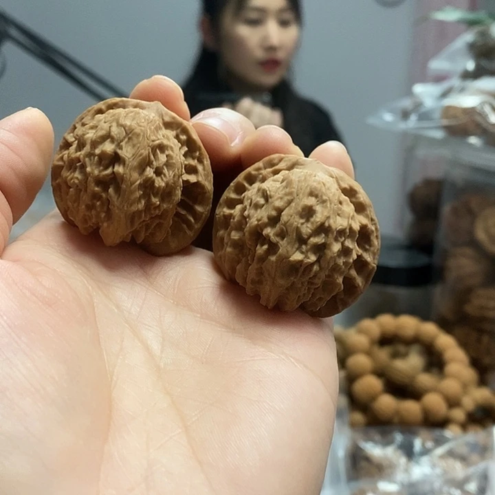 把件文玩核桃38闷尖黄杆蜡皮