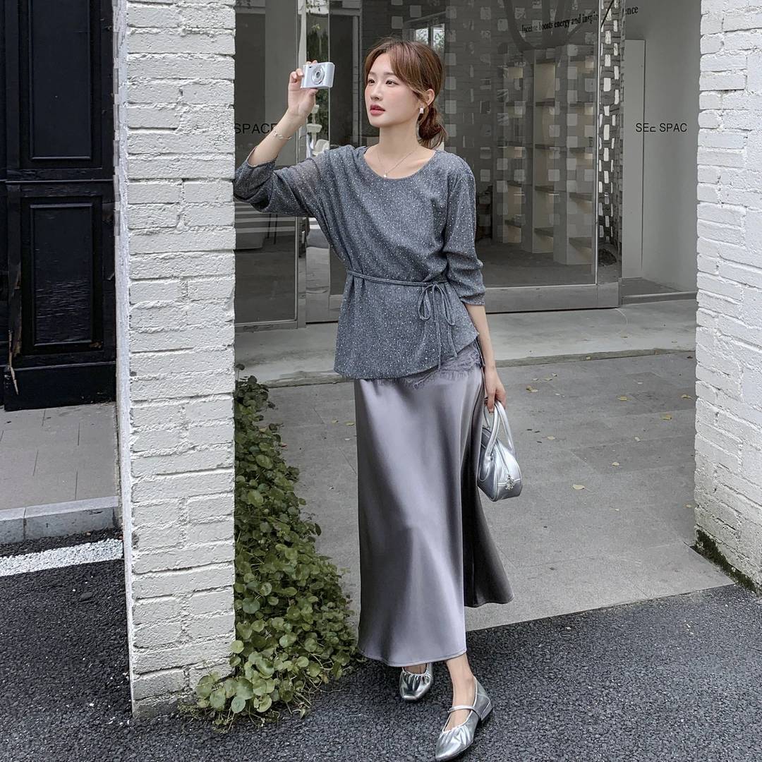 早秋穿搭法式轻熟风套装裙女2025新款设计感上衣吊带连衣裙两件套