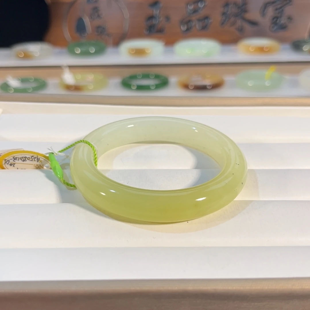 和田玉未镶嵌手镯青花黄口半山水 鸡油黄色