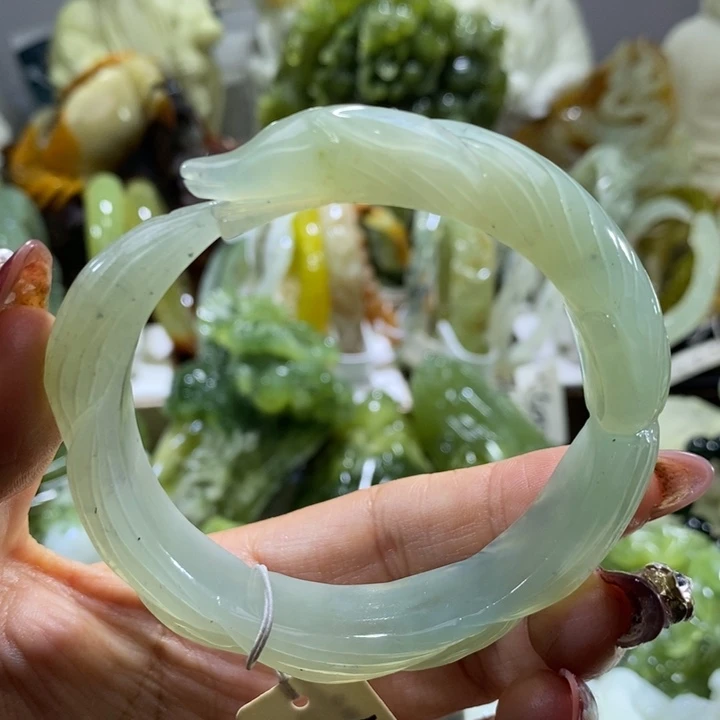 岫玉未镶嵌岫玉手镯56圈口