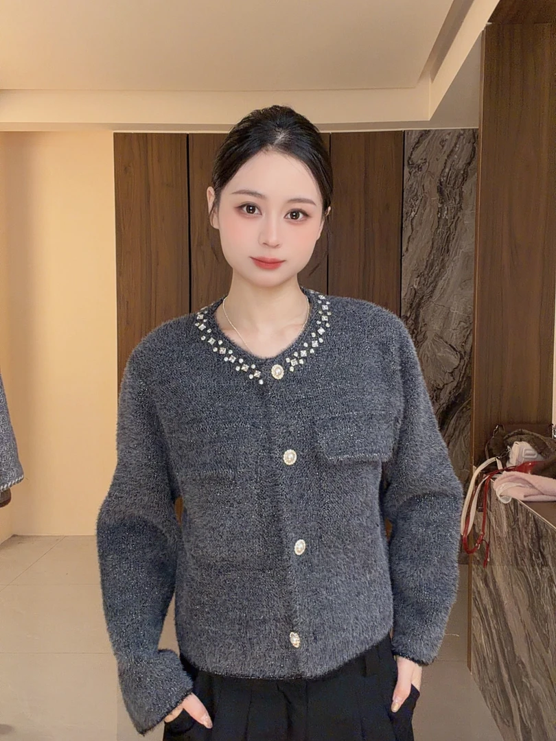 新款灰色小香风女短外套短款开衫圆领时尚韩版