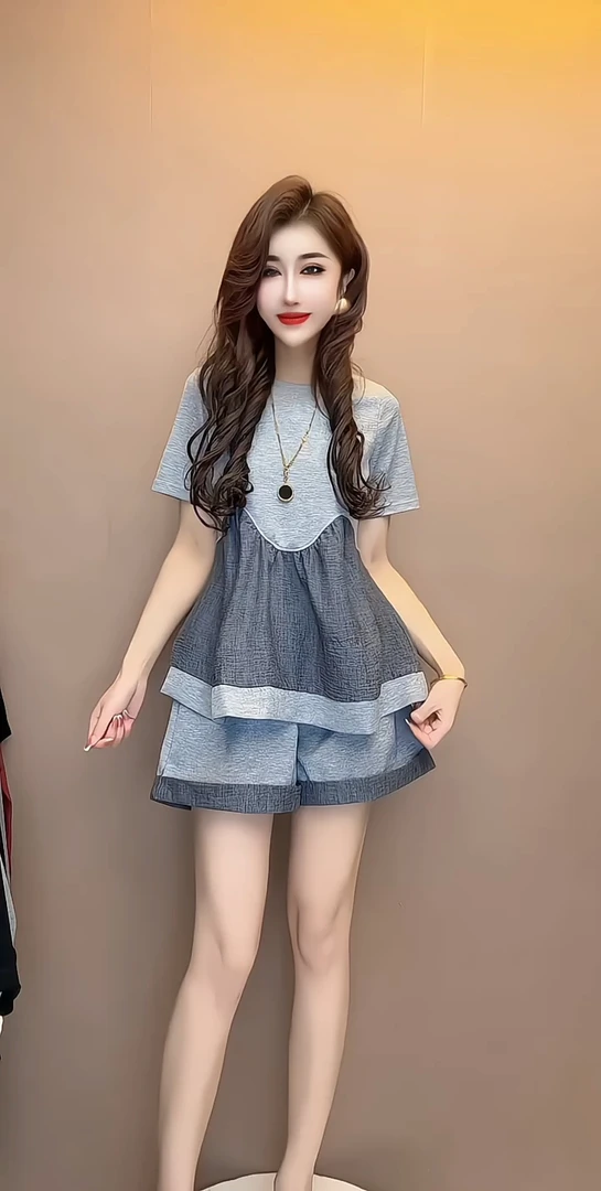 夏季新款时尚气质宽松显瘦大码圆领拼色短袖上衣+短裤两件套装女