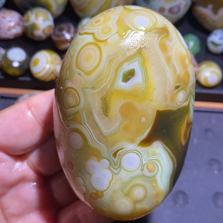 未镶嵌玛瑙/玉髓珠宝半成品102