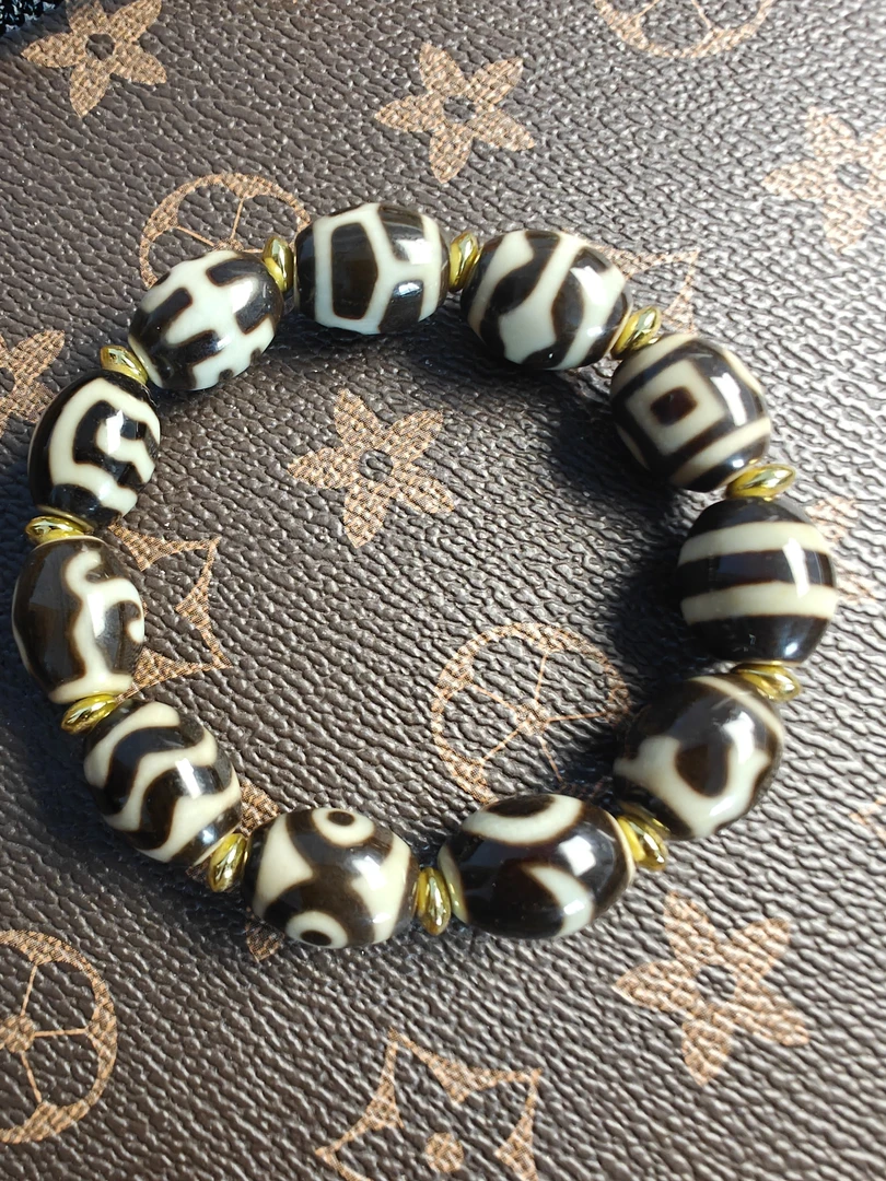 手串多样发货尺寸约15*13mm