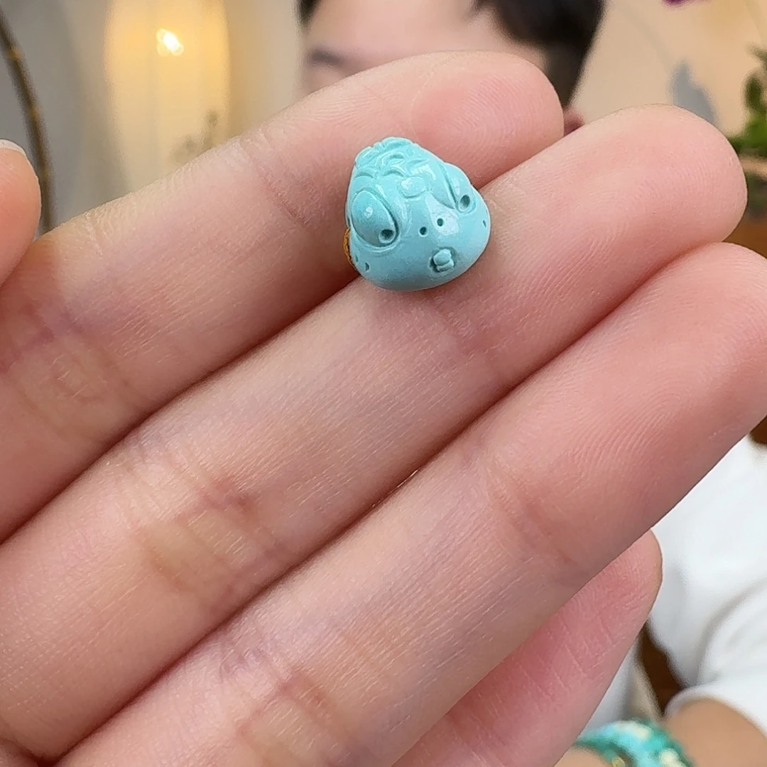 绿松石未镶嵌挂件