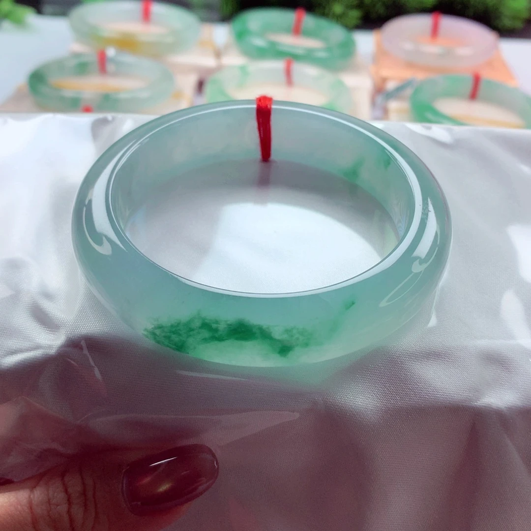 夏***葵翡翠未镶嵌手镯57.7 宽边中万品质 灵