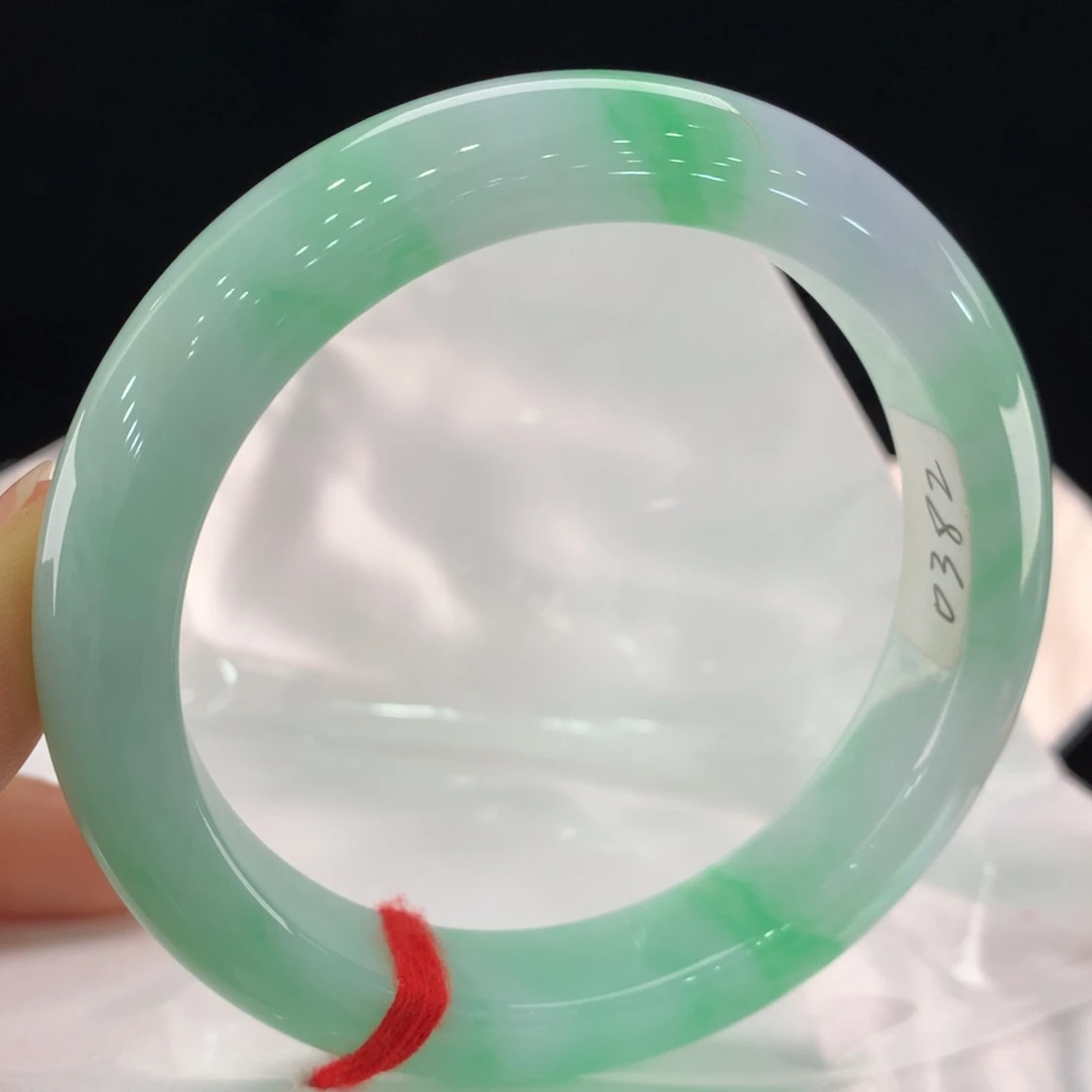 翡翠未镶嵌手镯0382