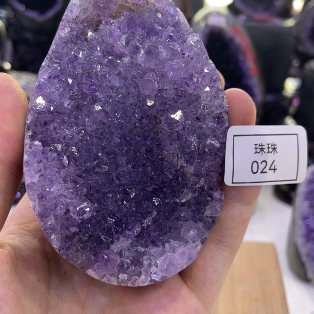 未镶嵌水晶大型摆件（非配饰）