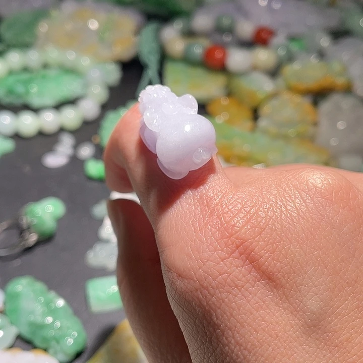 颈饰未镶嵌翡翠天