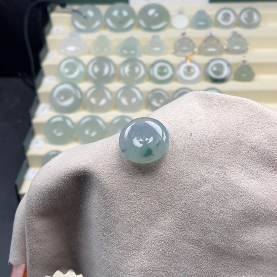 翡翠未镶嵌颈饰556778886556677