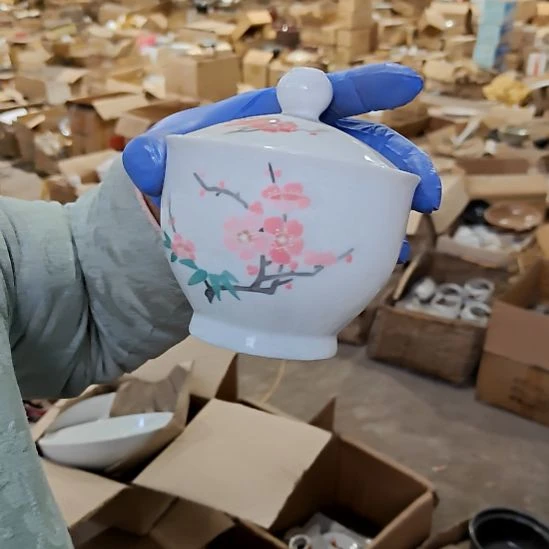 摆件陶瓷盘子碗啥都有