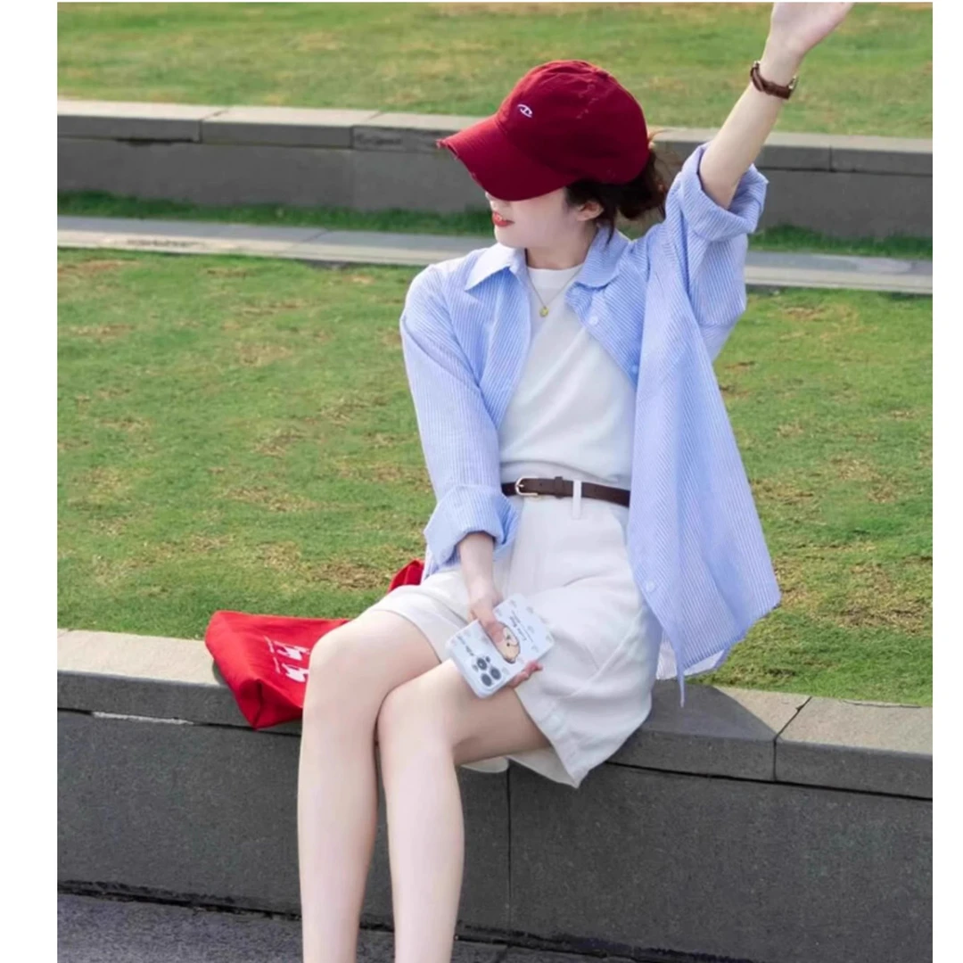 2025年夏季新款轻奢高级感蓝色条纹时尚衬衫长袖小众简约减龄衬衫