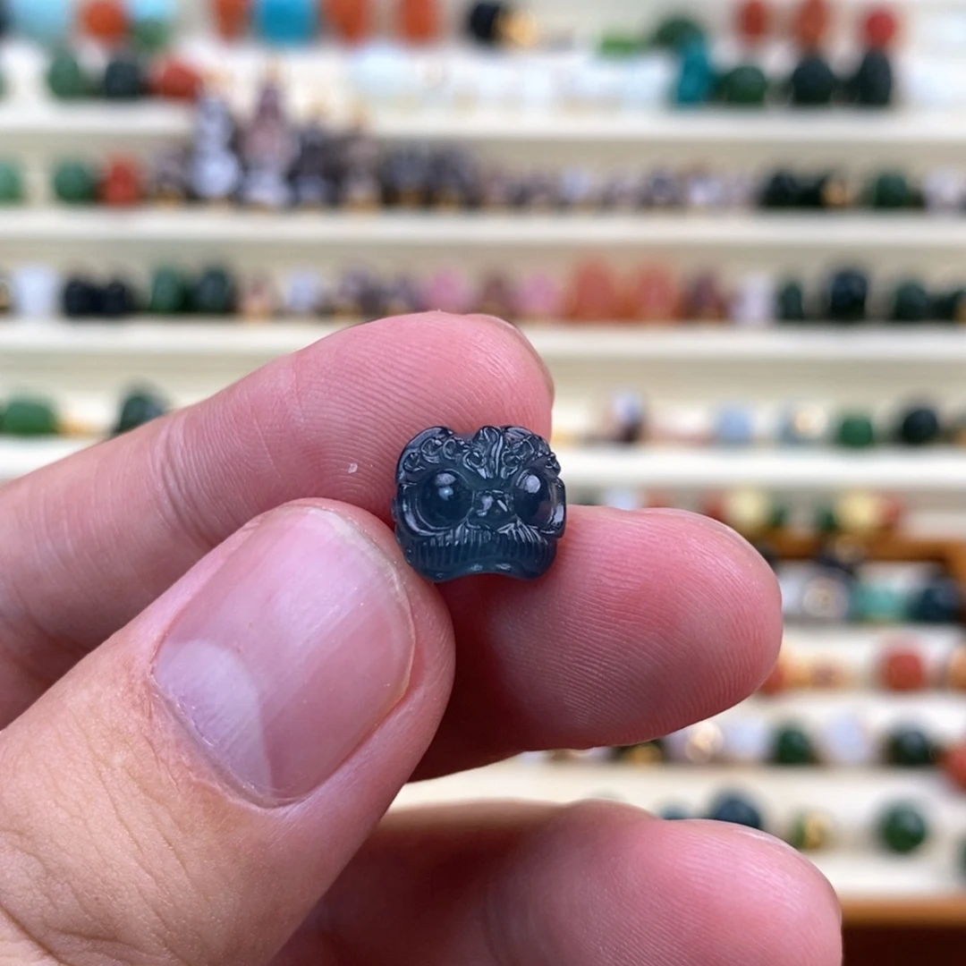 翡翠未镶嵌颈饰隔珠