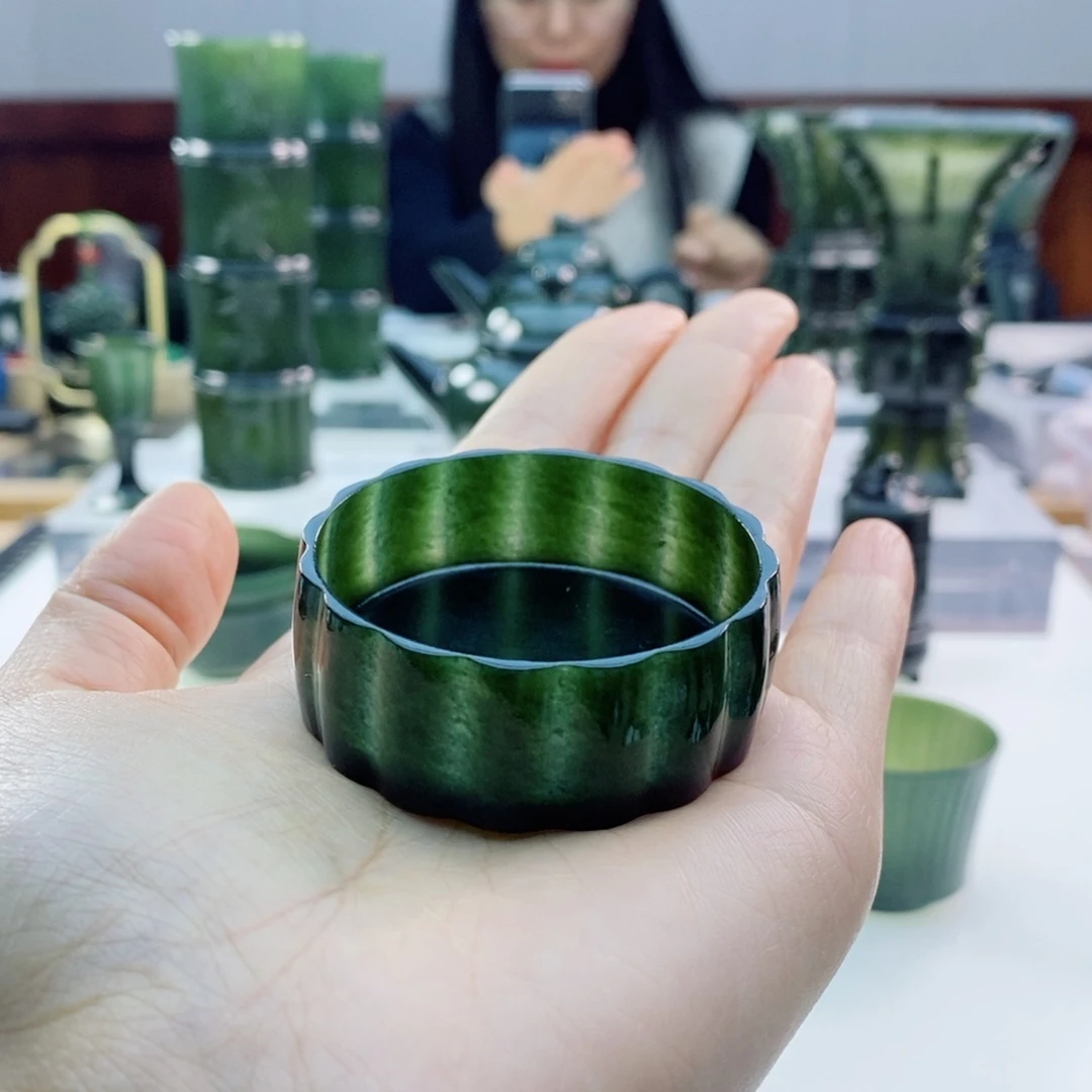 未镶嵌和田玉（青玉）挂件圆*