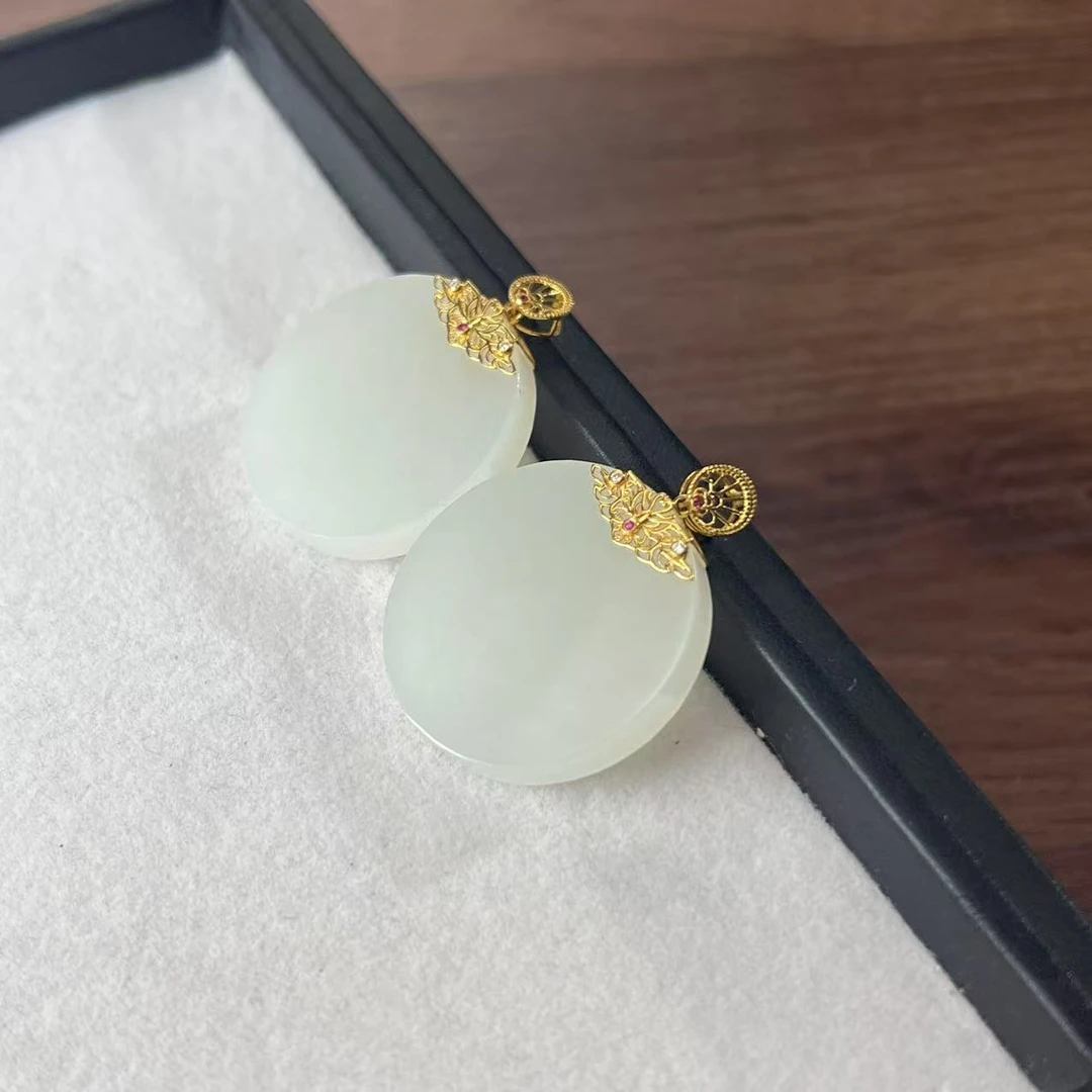 【睿泽鉴宝】18k和田玉圆牌吊坠多样性发一 30*4mmZLX0520