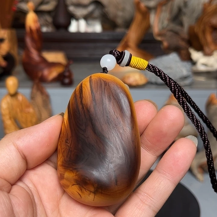 夏***凉柏木（崖柏）崖柏手把件雷击的