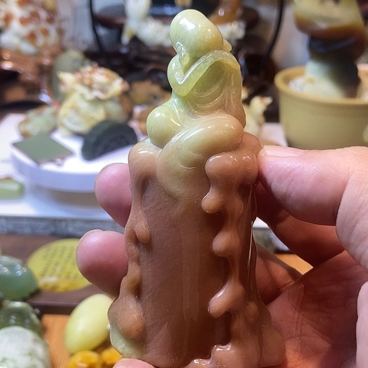 岫玉未镶嵌珠宝奇石