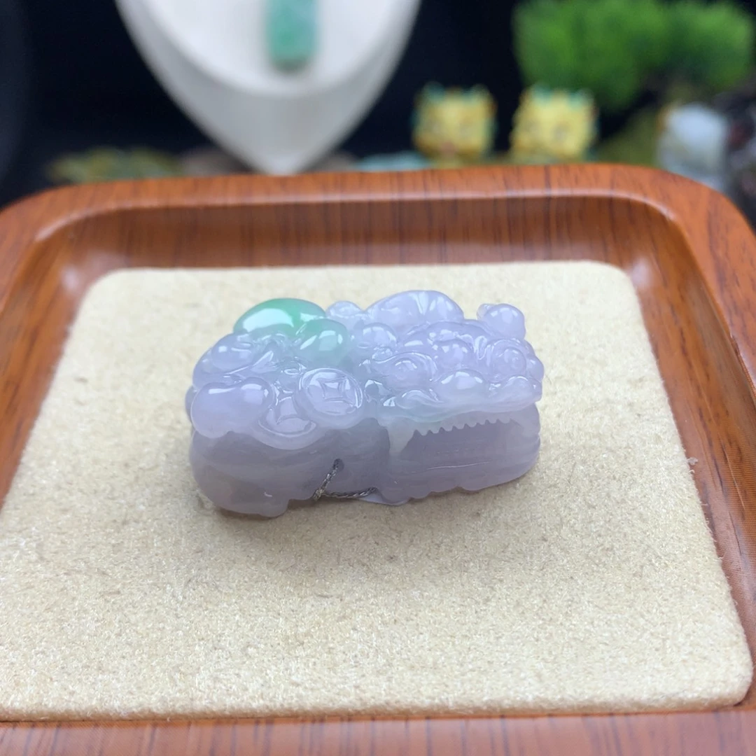 翡翠未镶嵌颈饰34