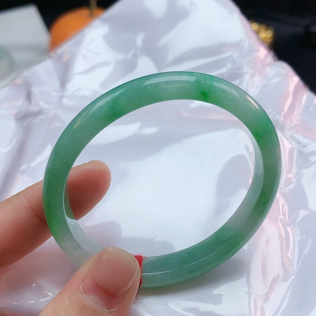 翡翠手镯未镶嵌52圈贵妃2288