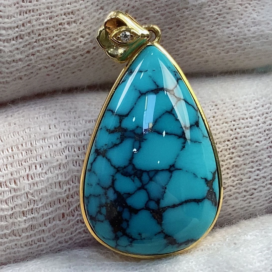 绿松石珠宝奇石18K金镶嵌