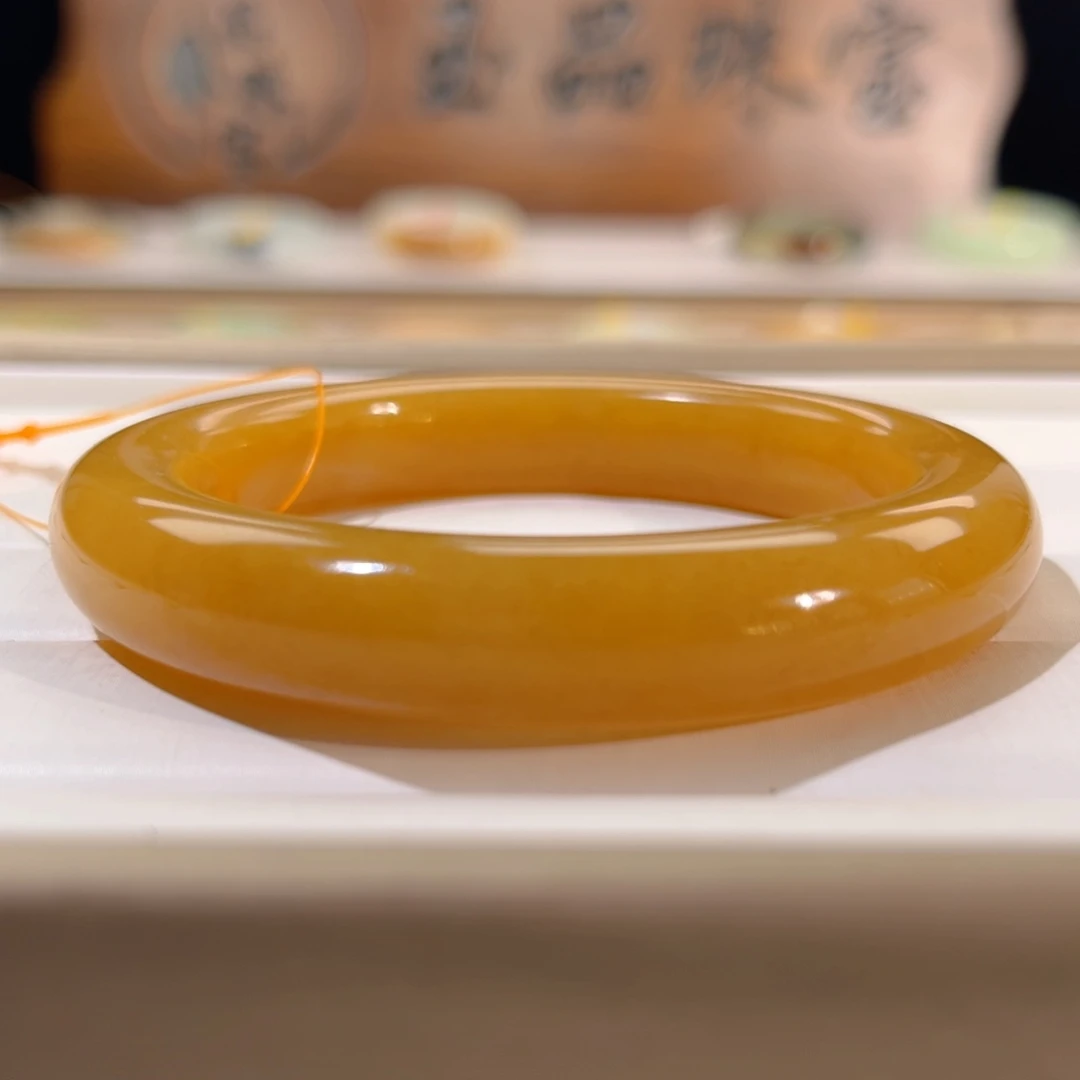 和田玉未镶嵌手镯  「且末 糖」