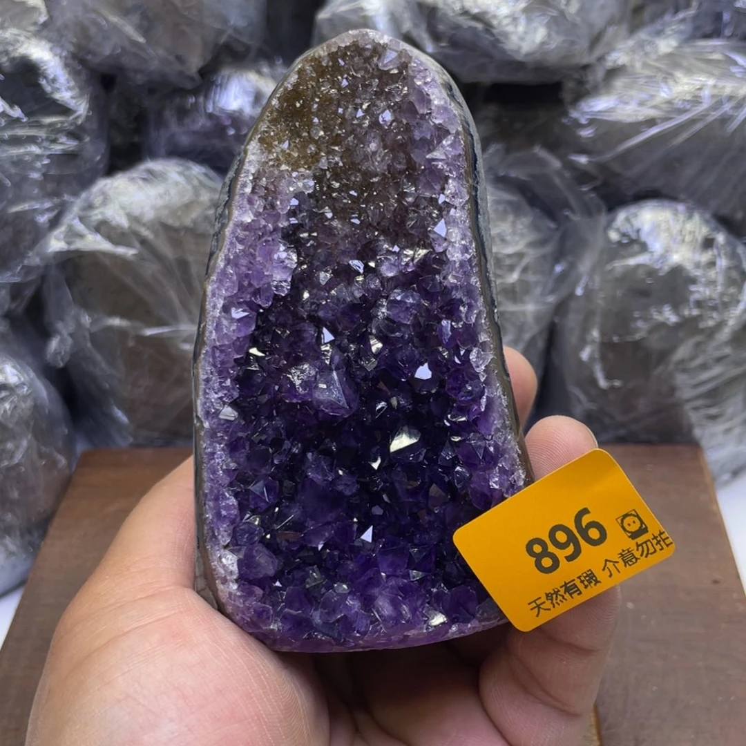 未镶嵌水晶大型摆件（非配饰）