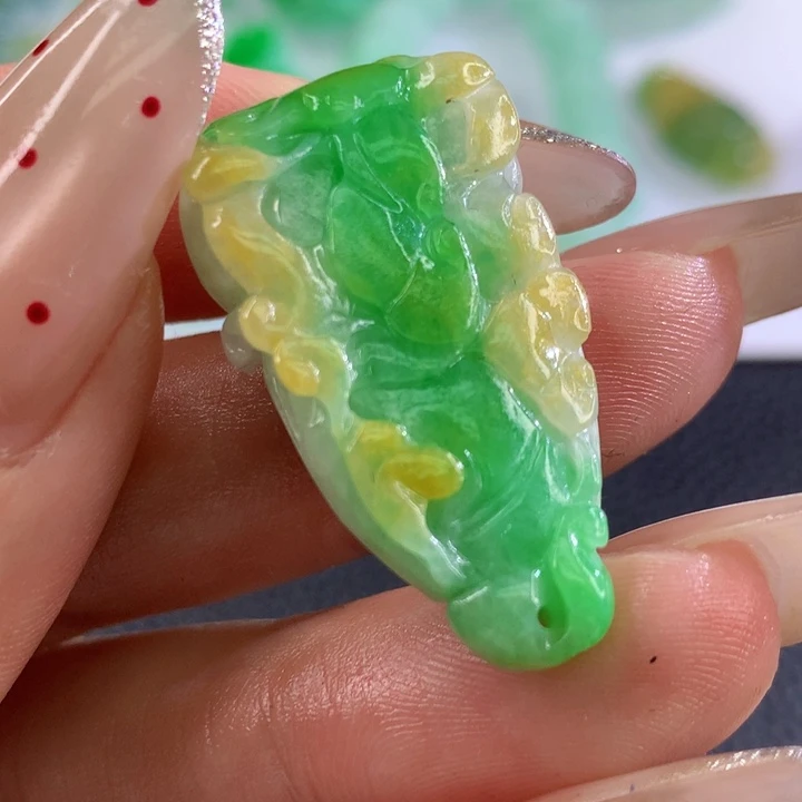 定制翡翠未镶嵌翡翠