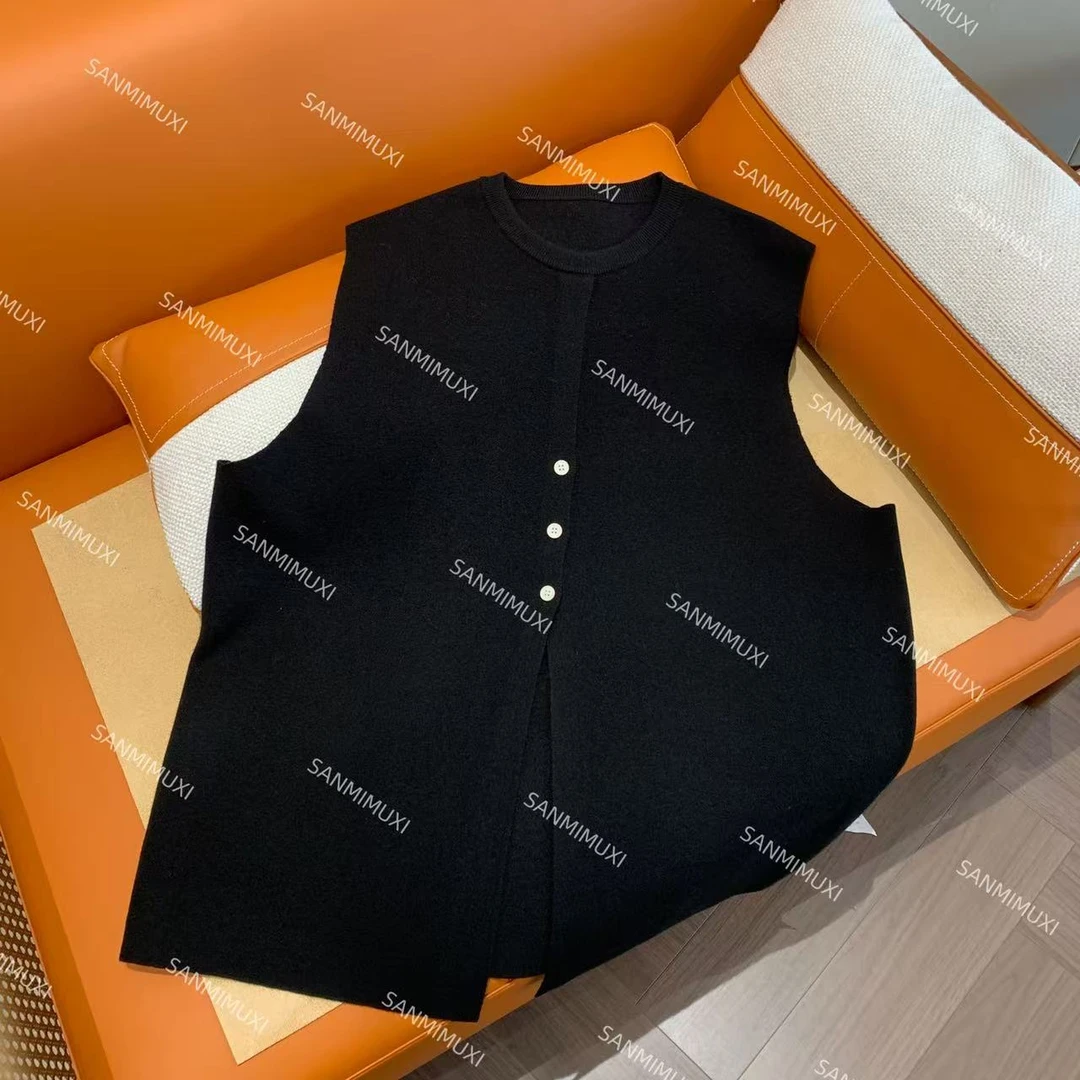 SANMI/叁米  三粒扣前开叉针织马甲 2633