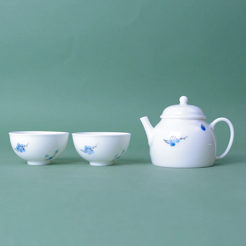 何白手绘白瓷"蓝梅"一壶两杯旅行茶具家用泡茶壶功夫茶具小套装