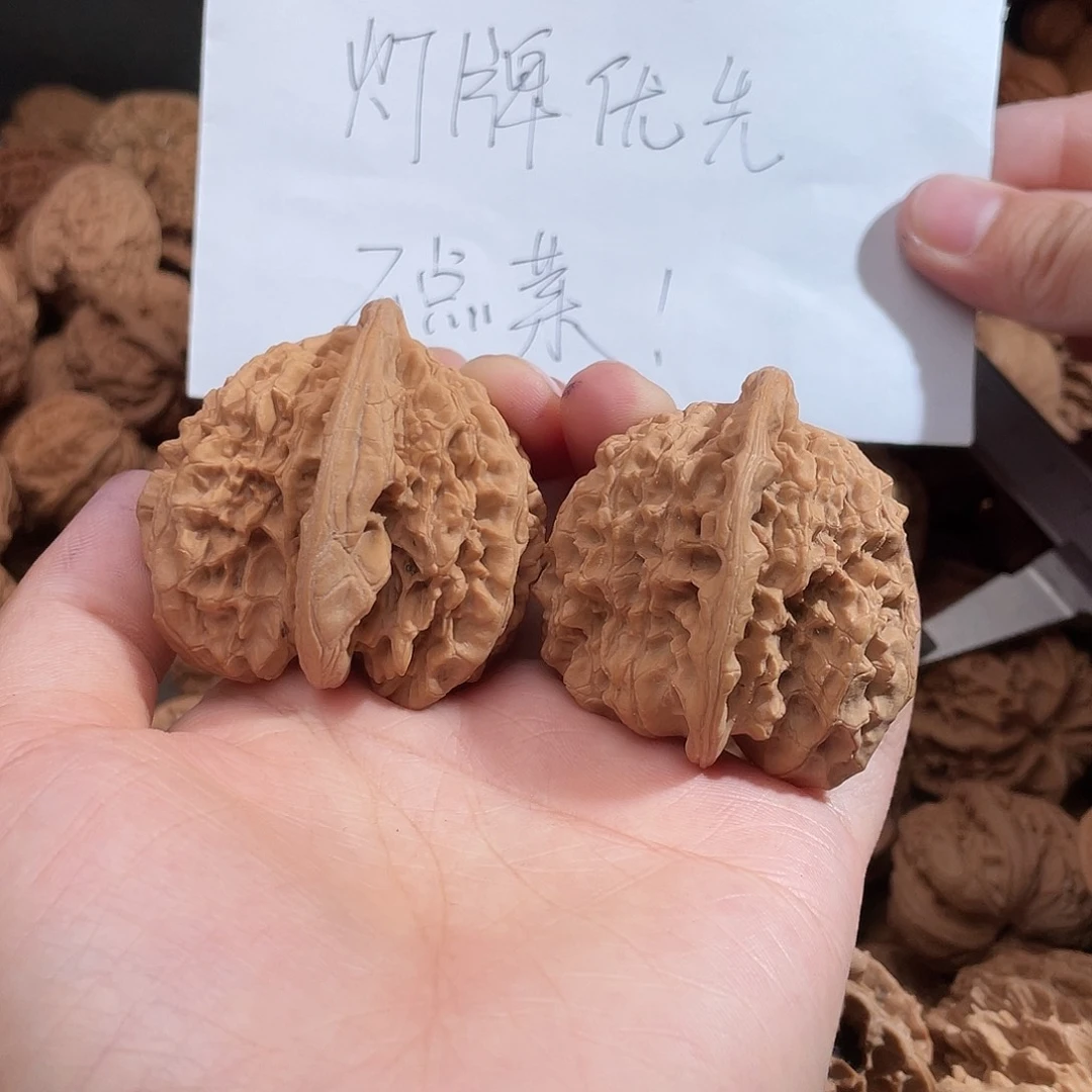 文玩核桃吊坠优****）官帽