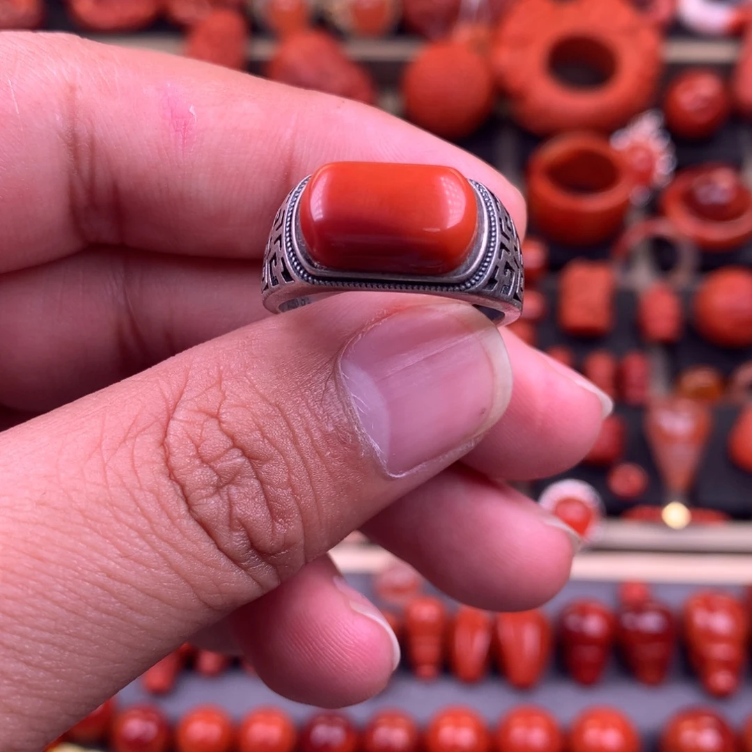 南红玛瑙银S925镶嵌马鞍戒