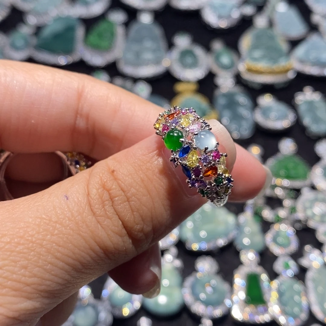 备***录翡翠未镶嵌颈饰翡翠