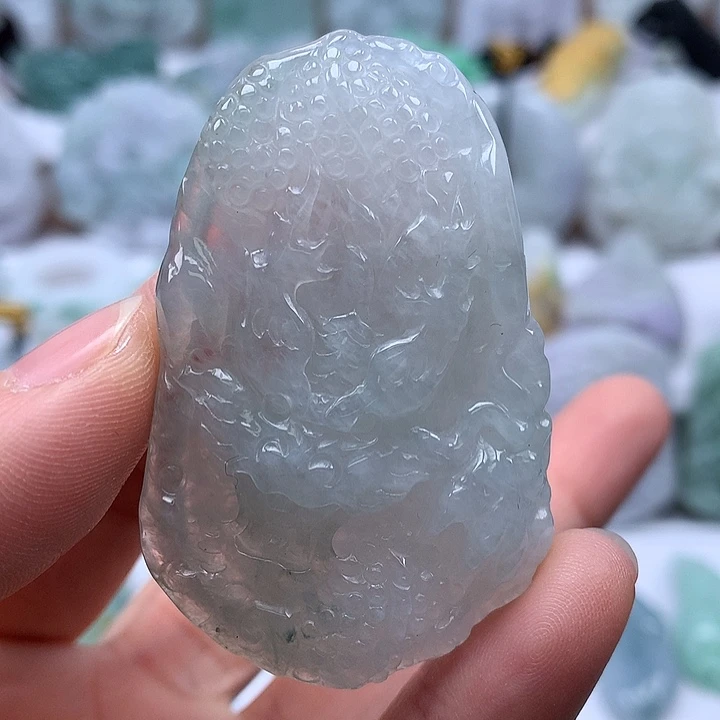 翡翠未镶嵌颈饰随形龙行天下福利