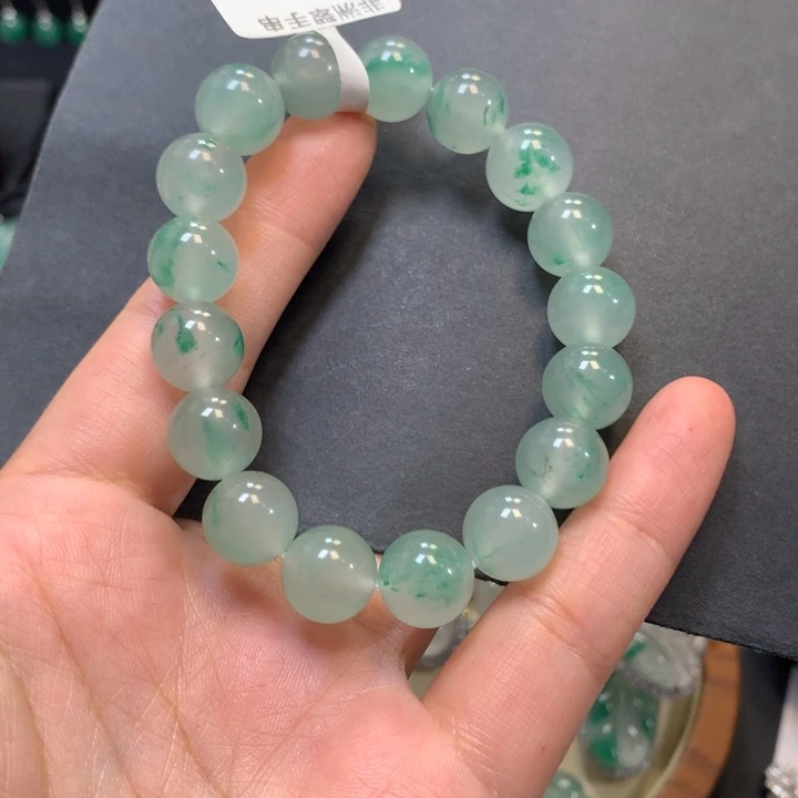 白****石英质玉未镶嵌手串