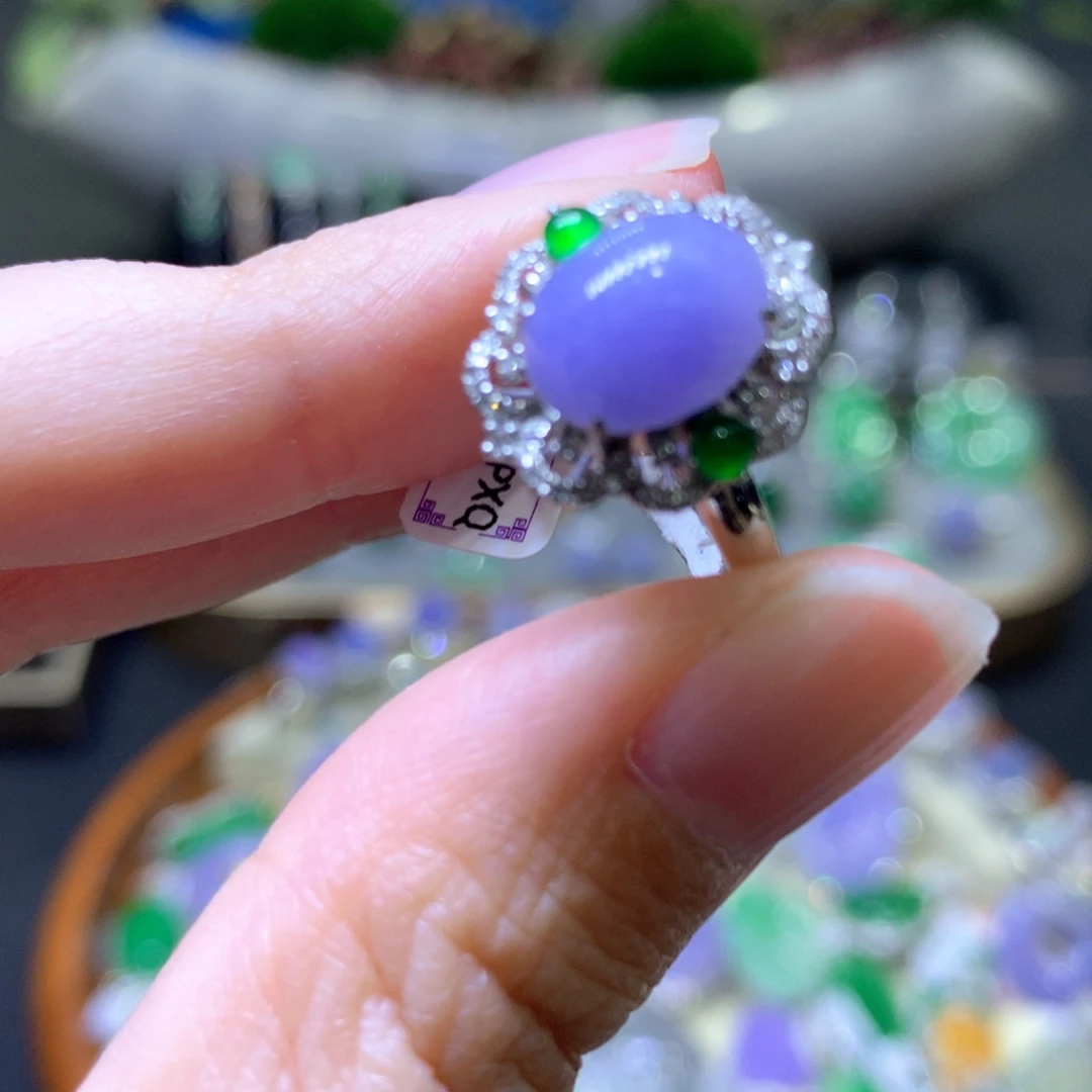 【闪购商品】翡翠颈饰18K金镶嵌翡翠吊坠项链