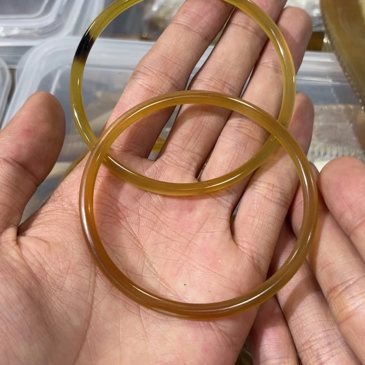 嗡****其他维腊木（绿檀）手镯手镯手镯手镯