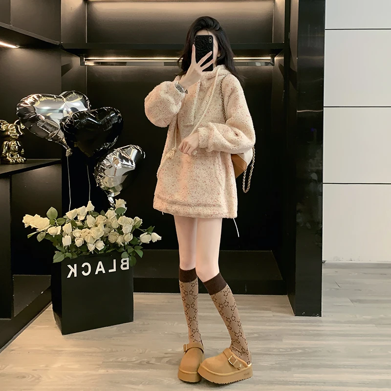 连帽羊羔毛卫衣外套女秋冬学院风休闲时尚加厚羊羔绒毛绒套头上衣