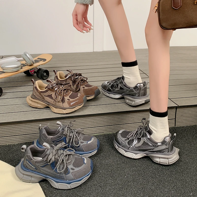 显脚小增高厚底老爹鞋女2025秋冬新款港风轻便复古休闲运动鞋