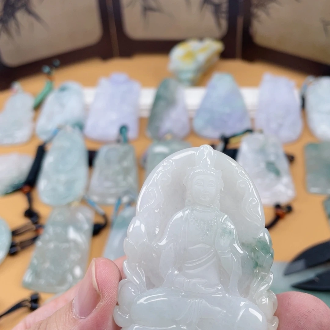颈饰未镶嵌翡翠翡翠