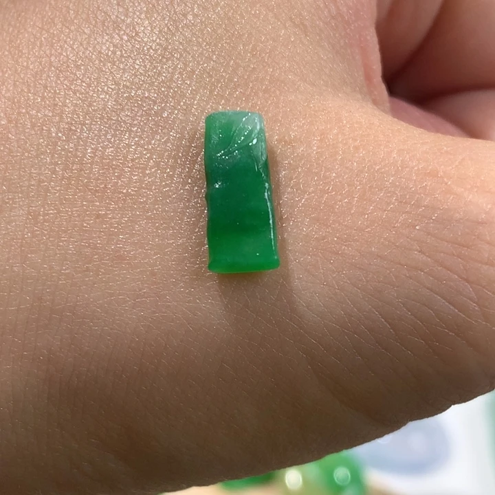 定制翡翠未镶嵌竹节