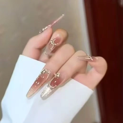 千金玫瑰纯手工美甲穿戴法式蝴蝶猫眼气质可拆卸高级显白新款